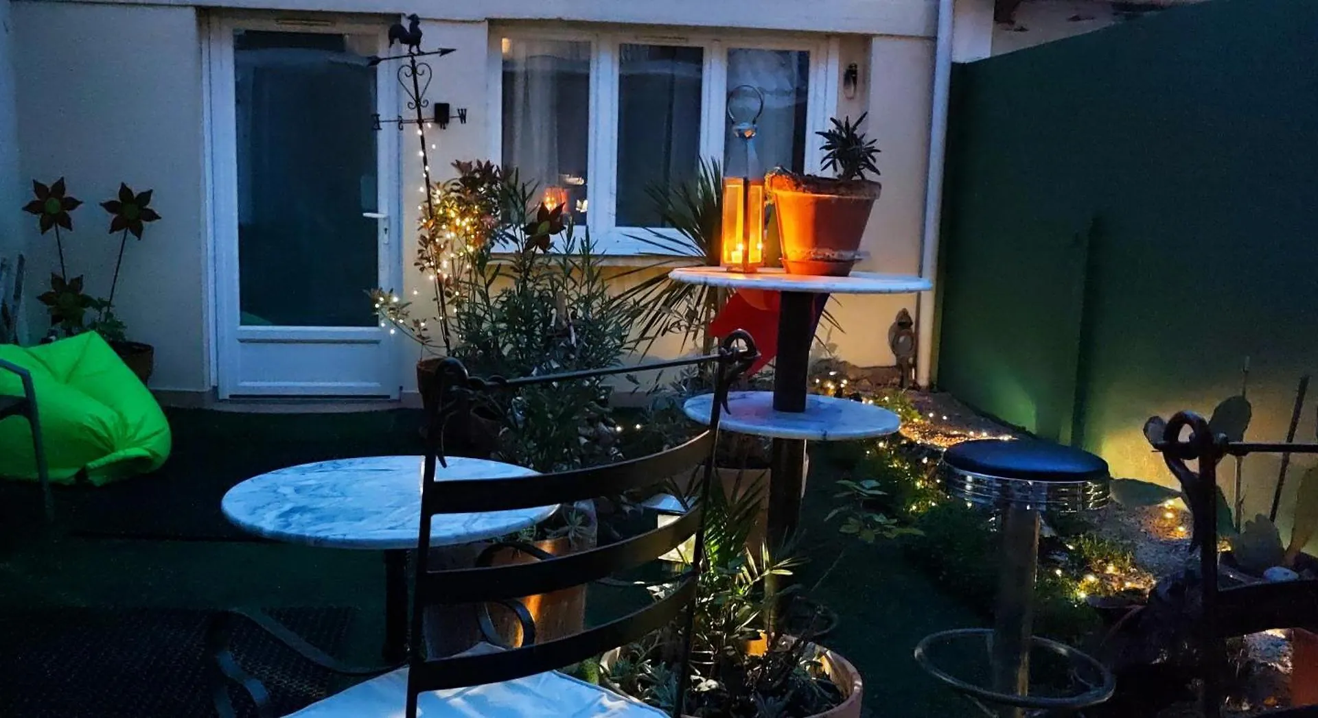 Paris Authentic House 2 Maisons 1 Studio Ideale Pour Groupes, Capacite 30 Personnes Franciaország