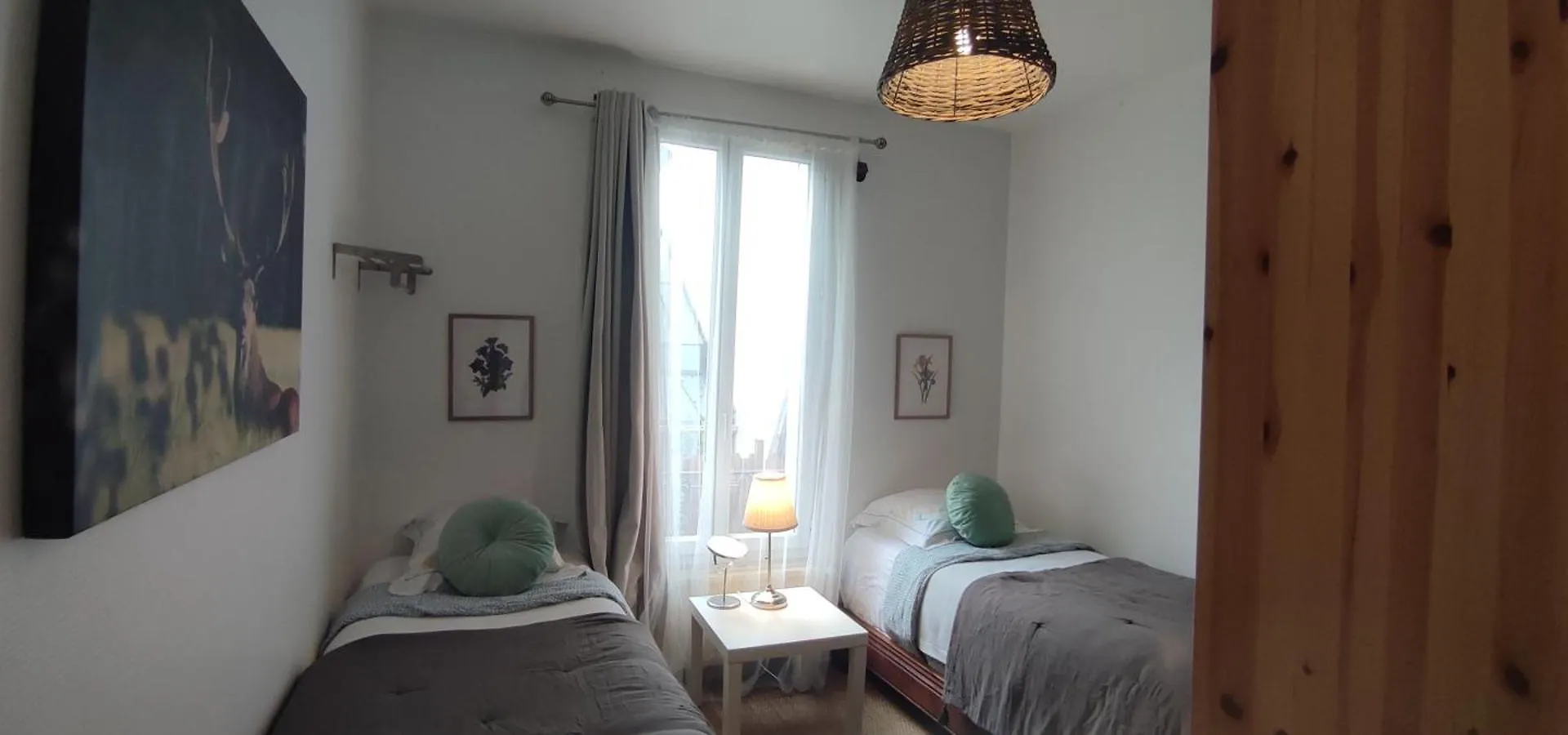 Nyaraló Paris Authentic House 2 Maisons 1 Studio Ideale Pour Groupes, Capacite 30 Personnes