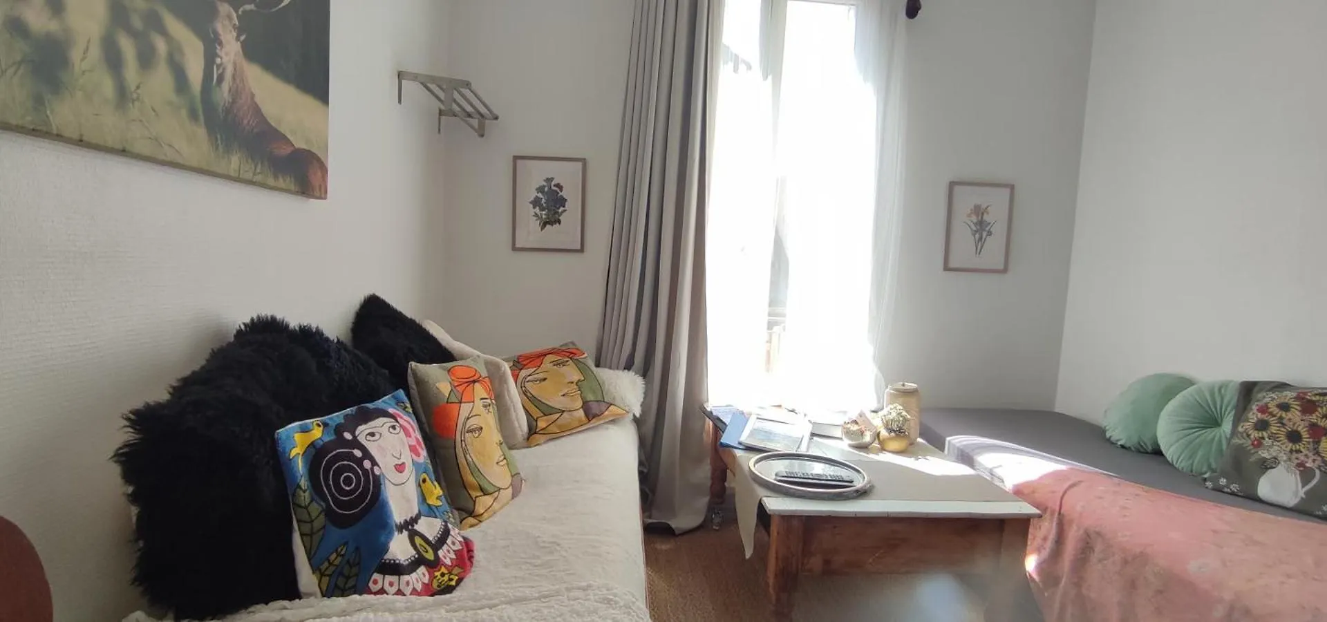 Paris Authentic House 2 Maisons 1 Studio Ideale Pour Groupes, Capacite 30 Personnes