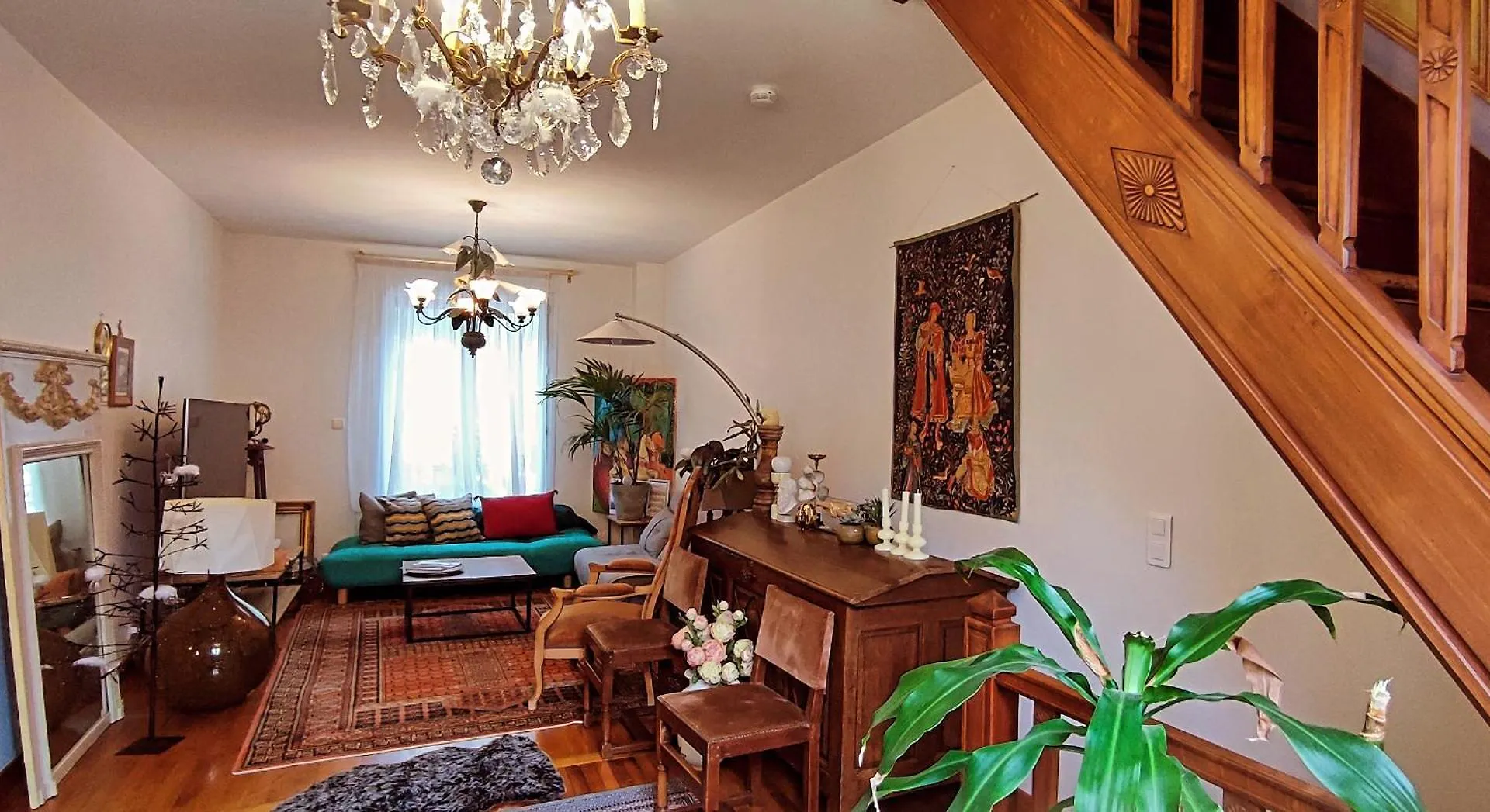 Paris Authentic House 2 Maisons 1 Studio Ideale Pour Groupes, Capacite 30 Personnes 0*,