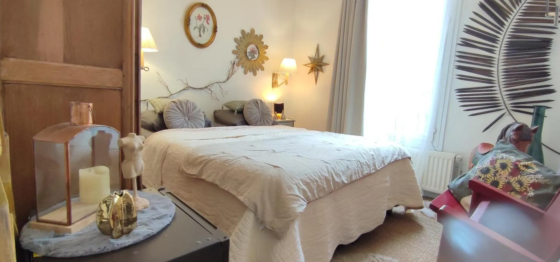 Holiday home Paris Authentic House 2 Maisons 1 Studio Ideale Pour Groupes, Capacite 30 Personnes France